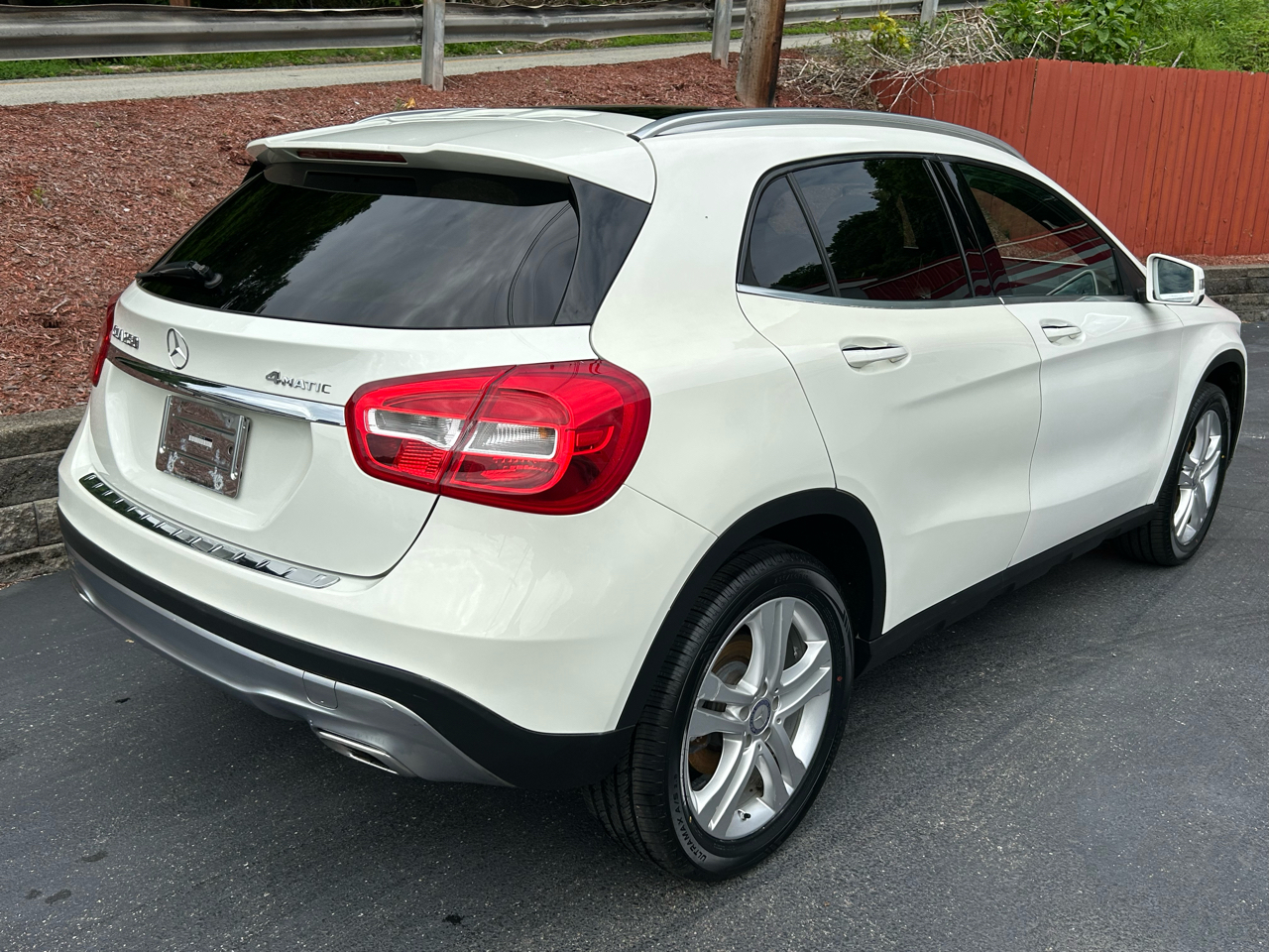 Mercedes-Benz GLA GLA 250 4MATIC SUV 2017
