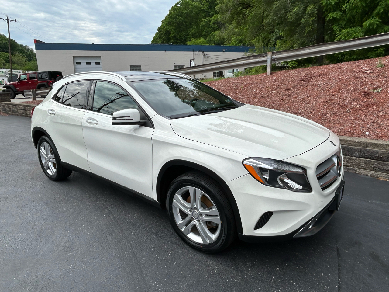Mercedes-Benz GLA GLA 250 4MATIC SUV 2017