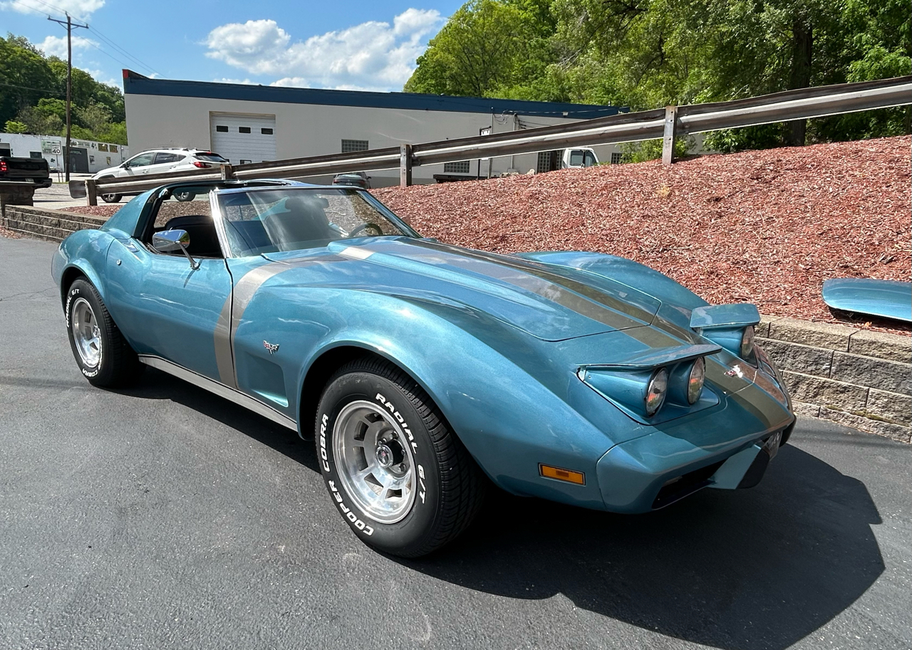 Chevrolet Corvette  1977
