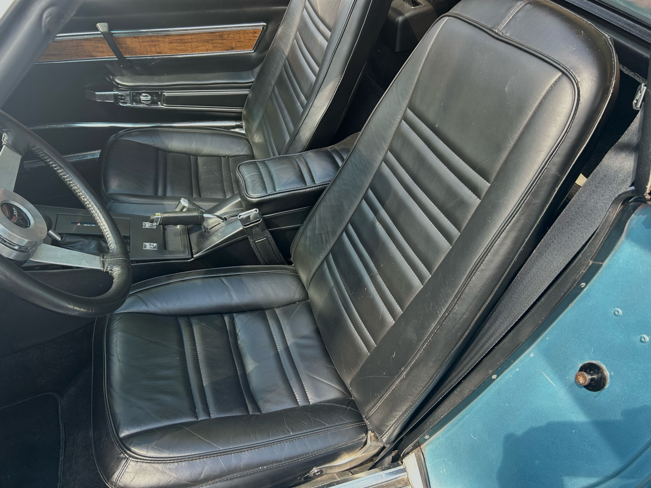 Chevrolet Corvette  1977