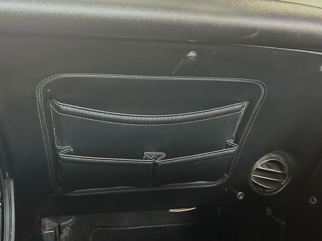 Chevrolet Corvette  1977