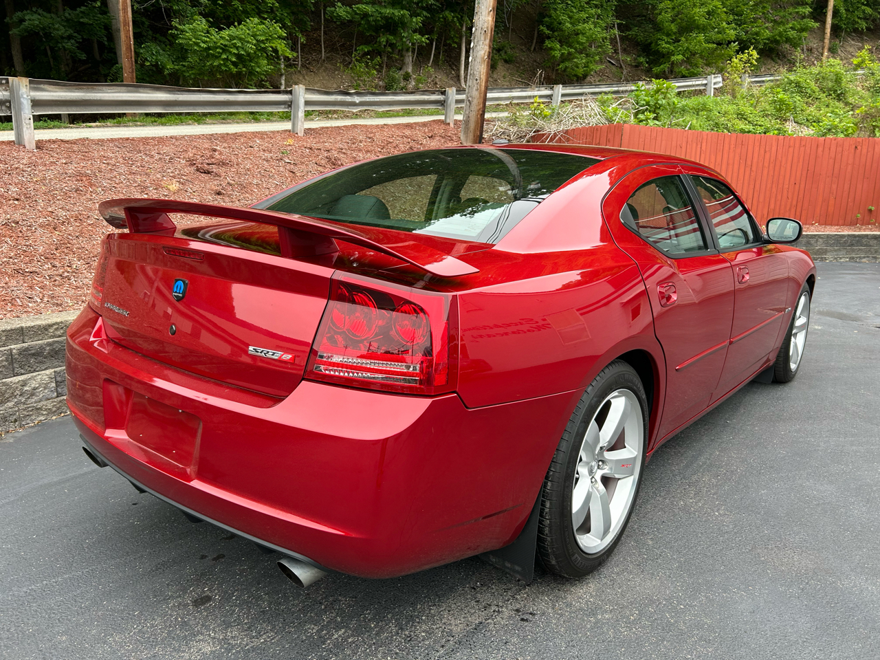 Dodge Charger 4dr Sdn SRT8 RWD 2006