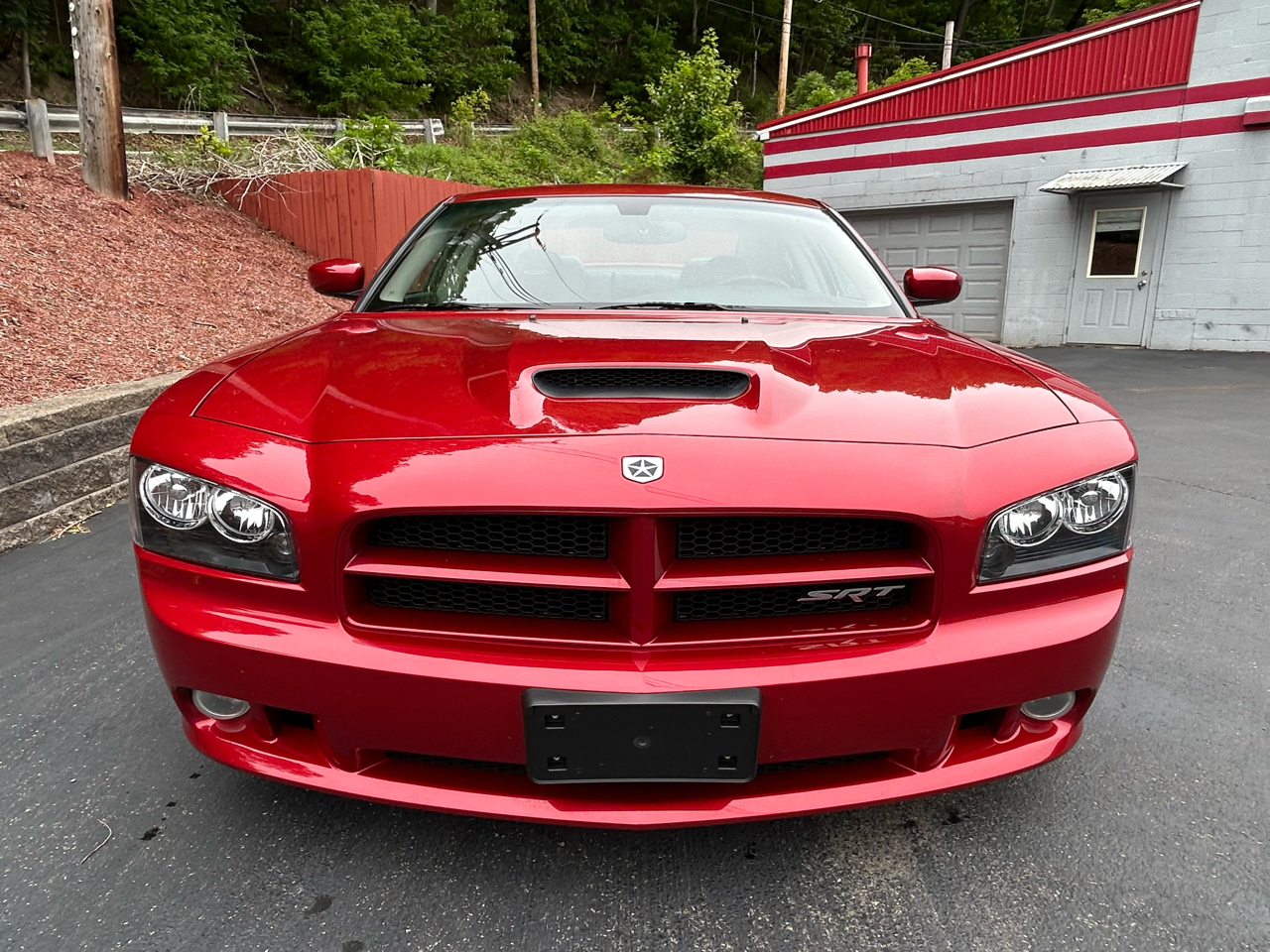 Dodge Charger 4dr Sdn SRT8 RWD 2006