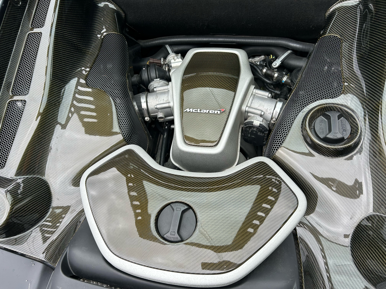McLaren MP4-12c  2012