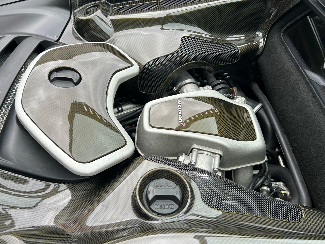McLaren MP4-12c  2012