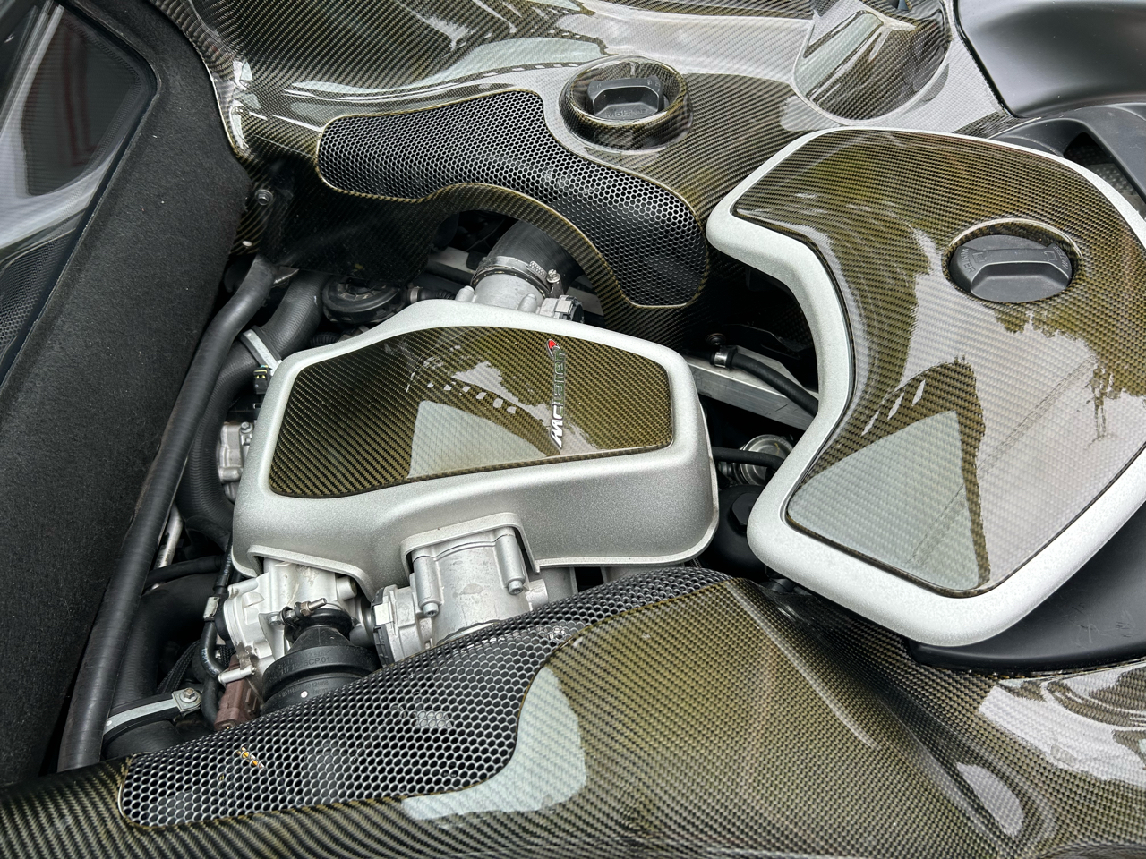 McLaren MP4-12c  2012
