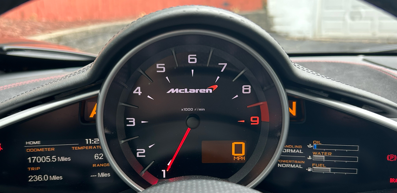 McLaren MP4-12c  2012