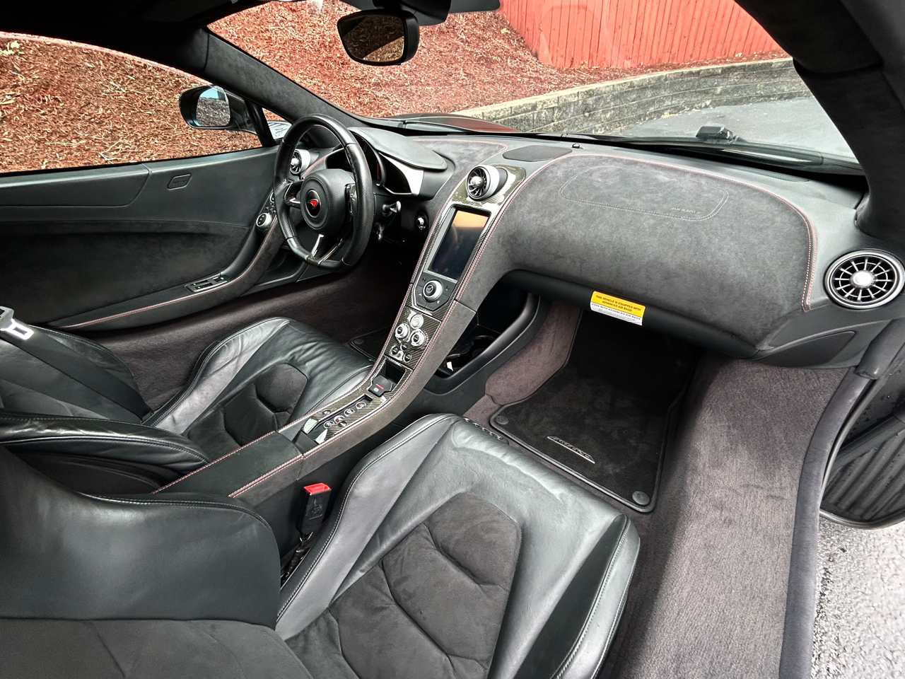 McLaren MP4-12c  2012