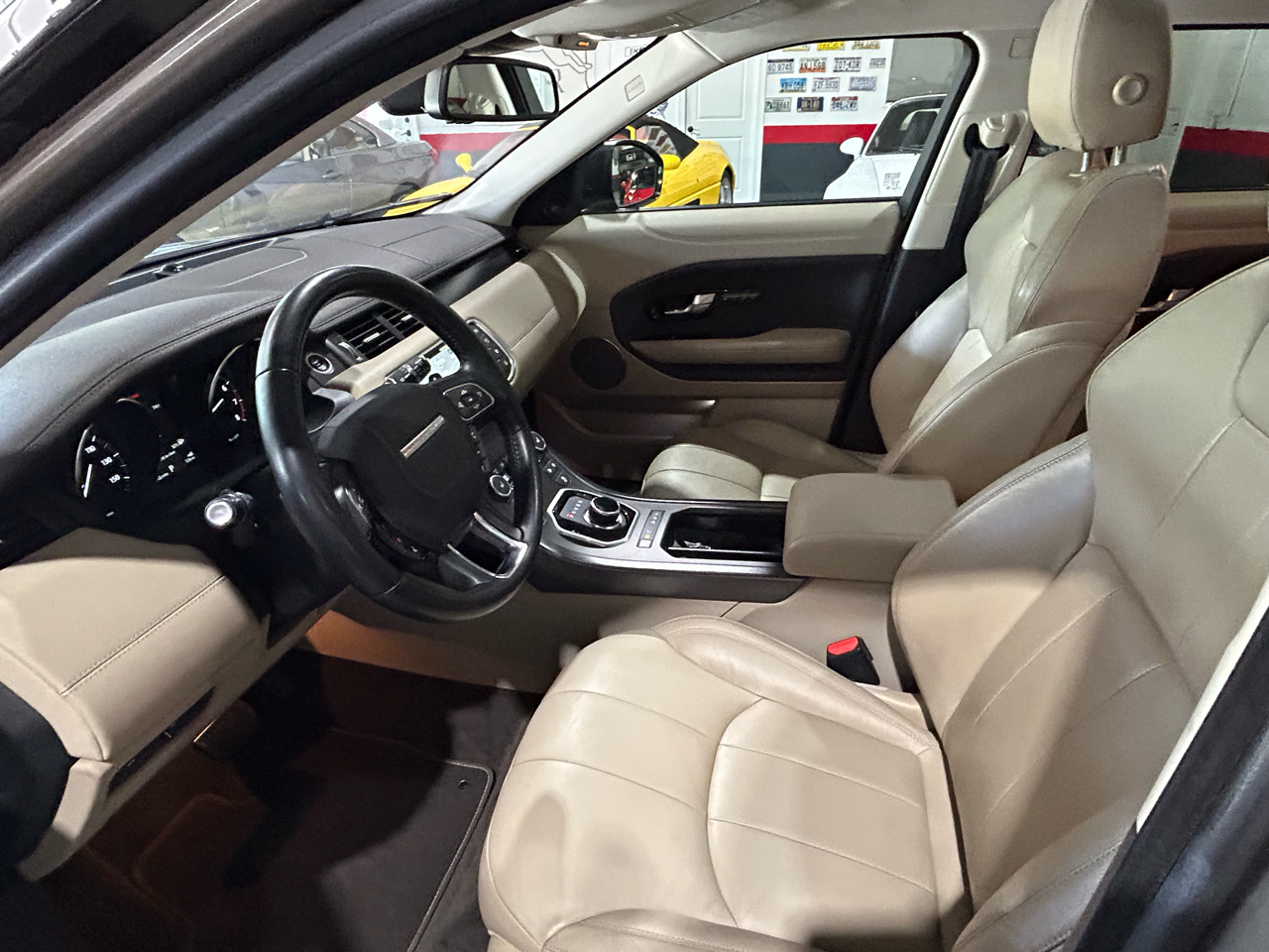 Land Rover Range Rover Evoque 5 Door SE 2018