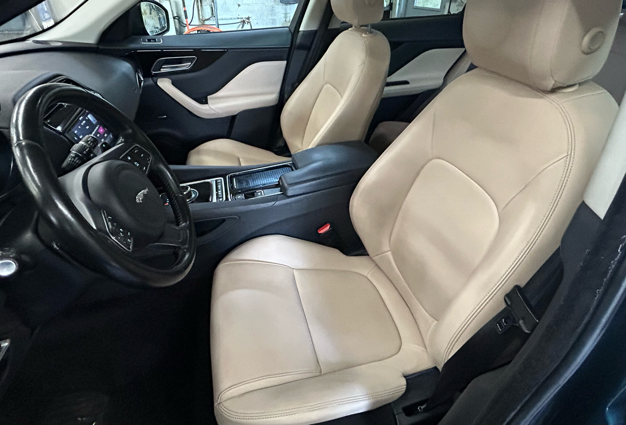 Jaguar F-Pace 25t Premium AWD 2018