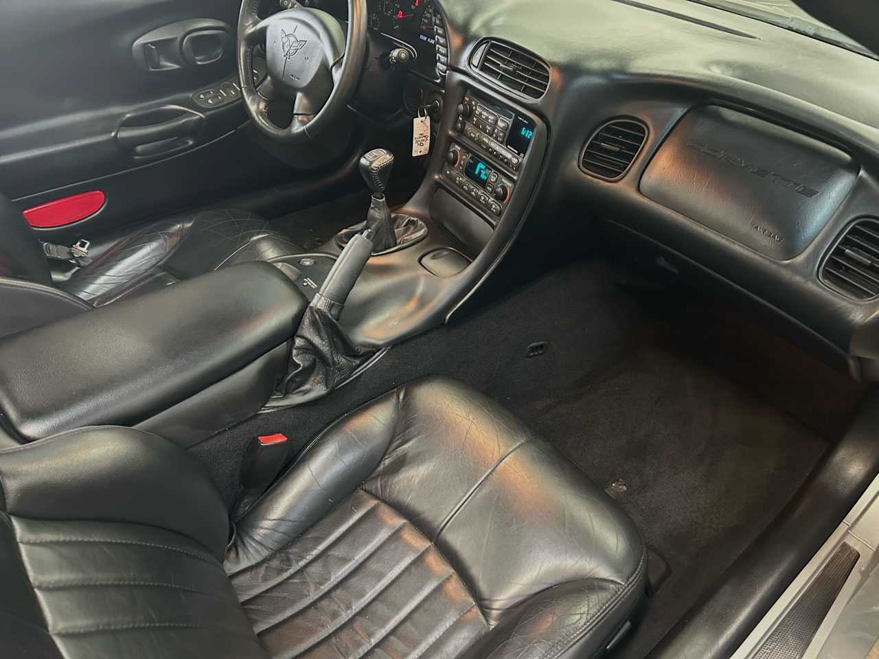 Chevrolet Corvette 2dr Convertible 2000