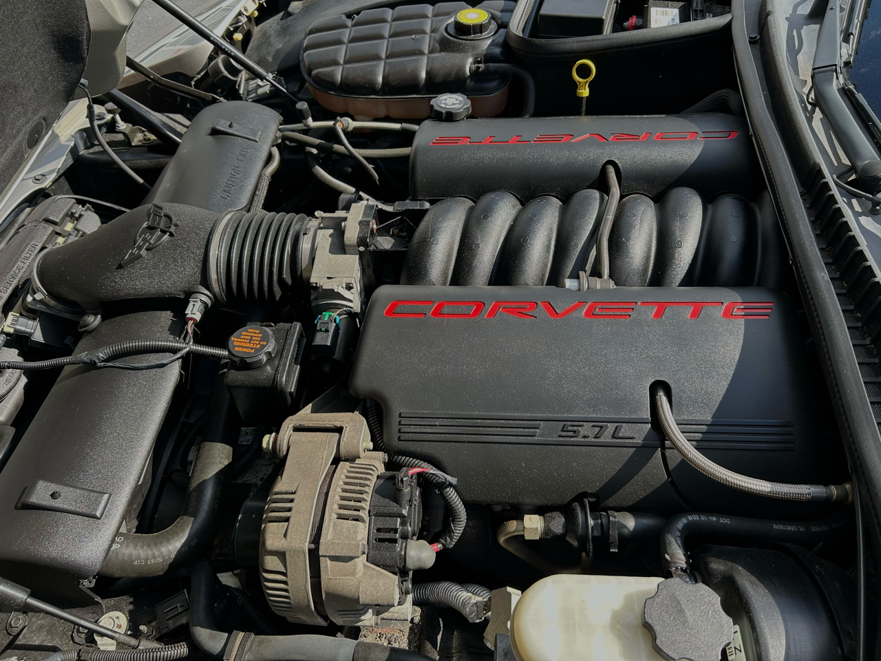 Chevrolet Corvette 2dr Convertible 2000