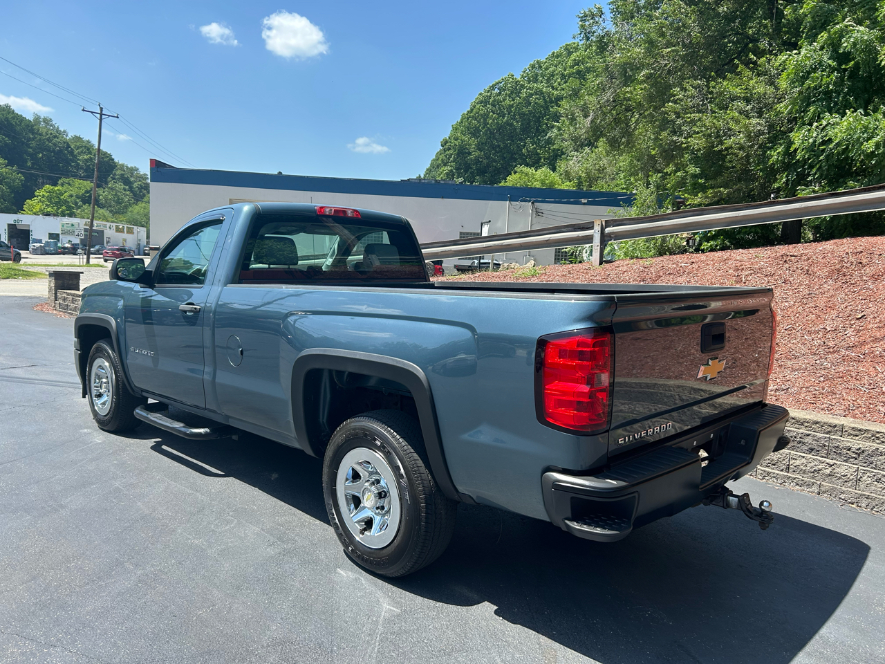 Chevrolet Silverado 1500 2WD Reg Cab 133.0" Work Truck w/1WT 2014