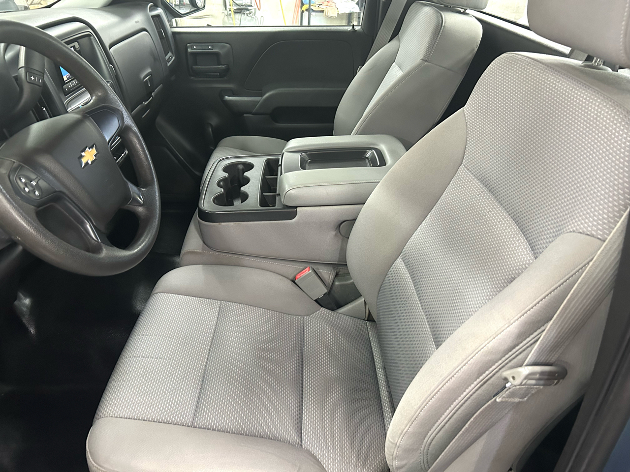 Chevrolet Silverado 1500 2WD Reg Cab 133.0" Work Truck w/1WT 2014