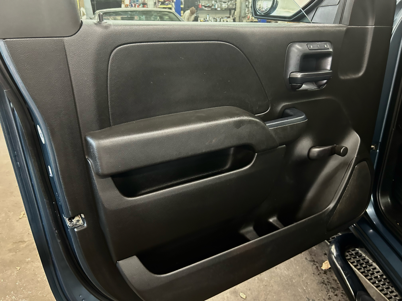 Chevrolet Silverado 1500 2WD Reg Cab 133.0" Work Truck w/1WT 2014