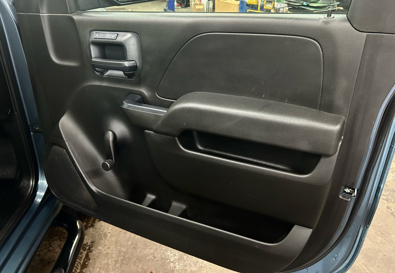 Chevrolet Silverado 1500 2WD Reg Cab 133.0" Work Truck w/1WT 2014