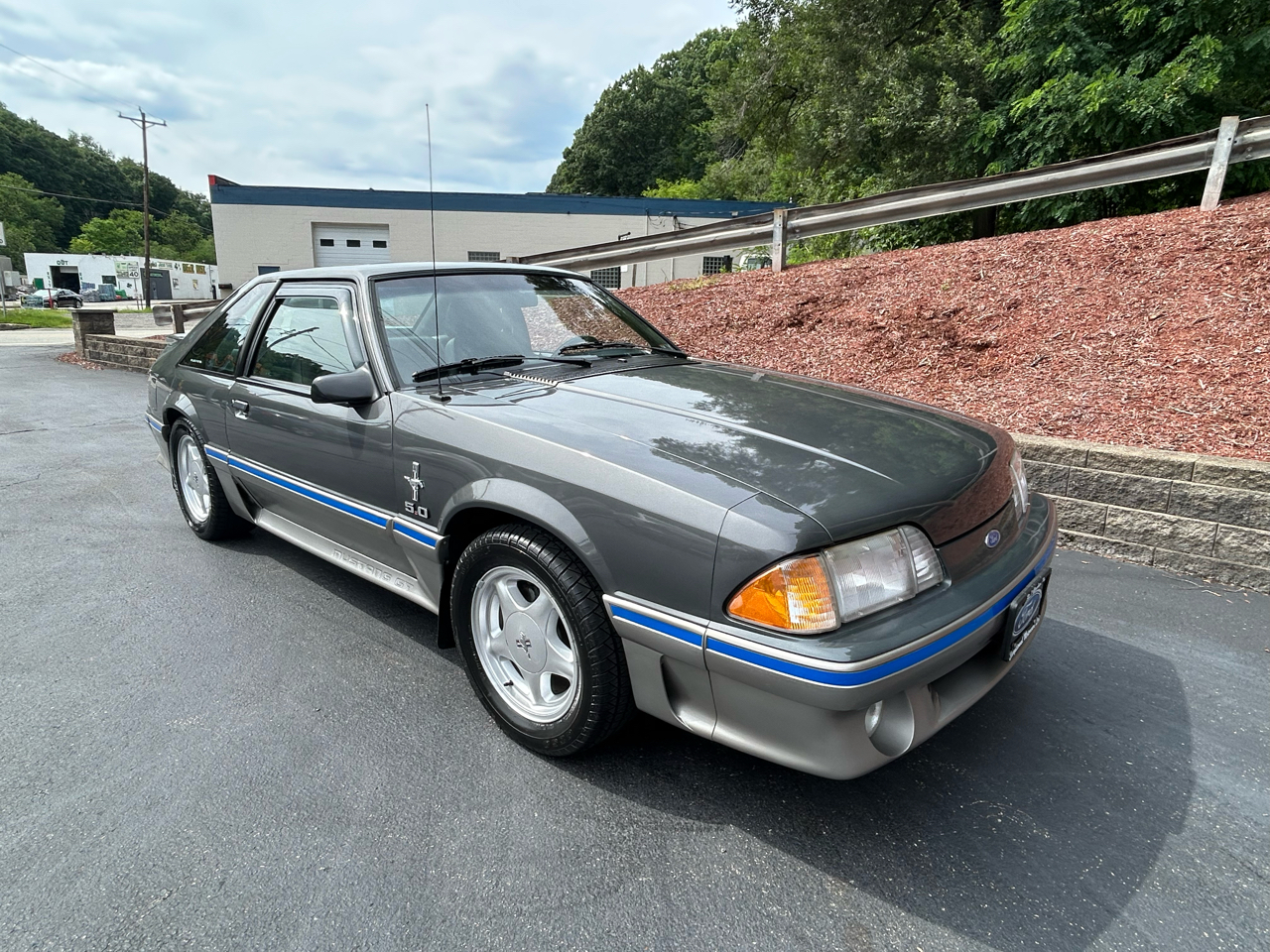 Ford Mustang 2dr Hatchback GT 1988