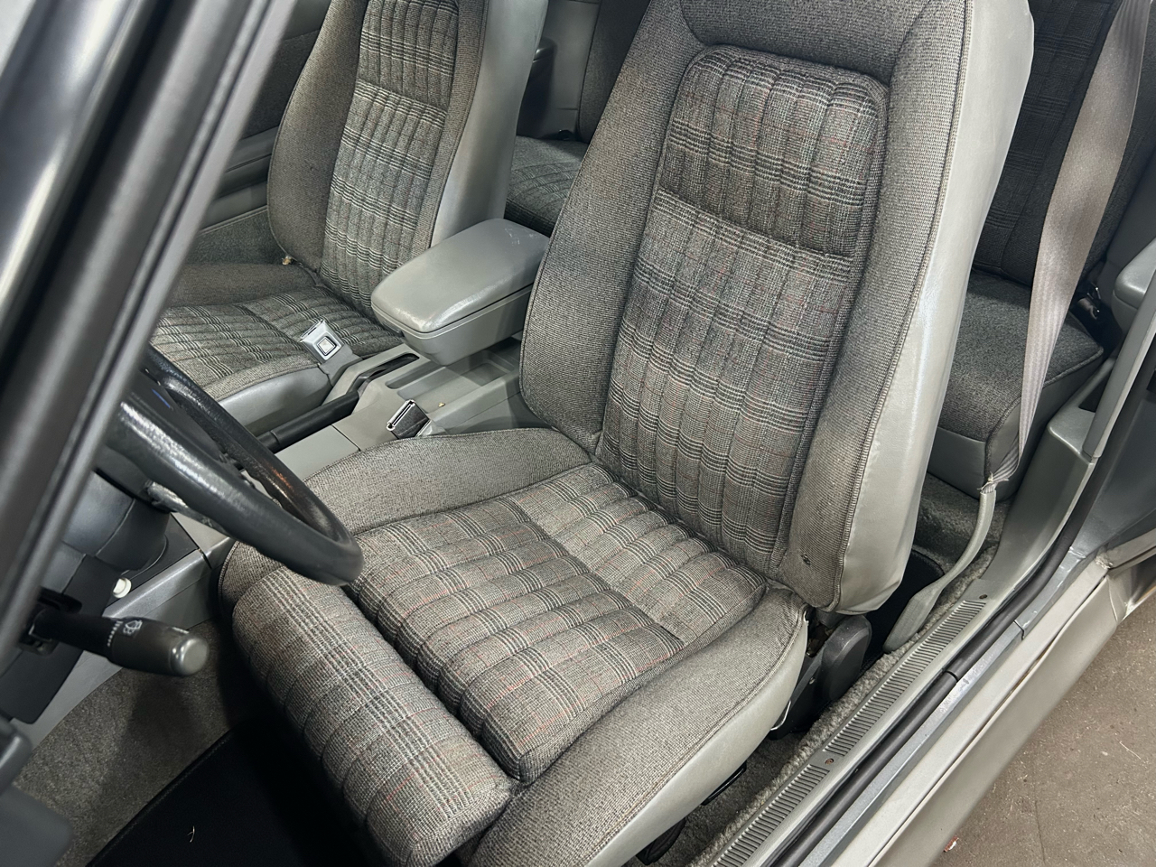Ford Mustang 2dr Hatchback GT 1988