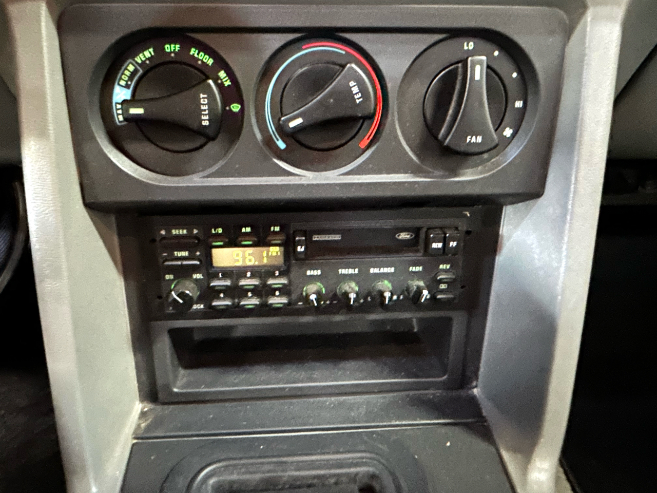 Ford Mustang 2dr Hatchback GT 1988