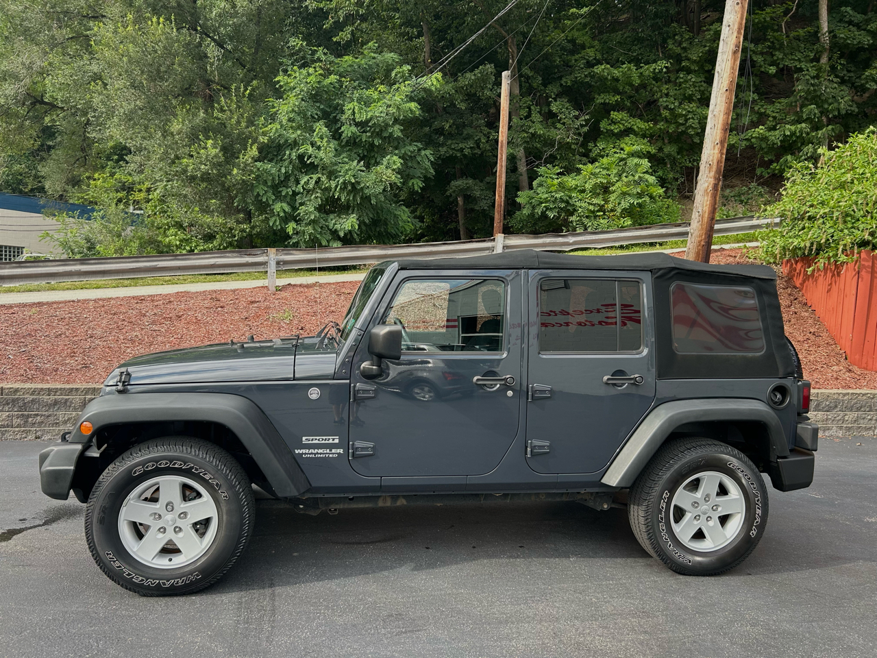 Jeep Wrangler Unlimited Sport 4x4 2017