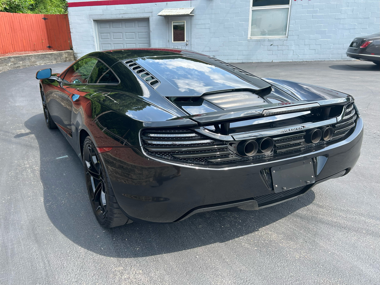 McLaren MP4-12c  2012