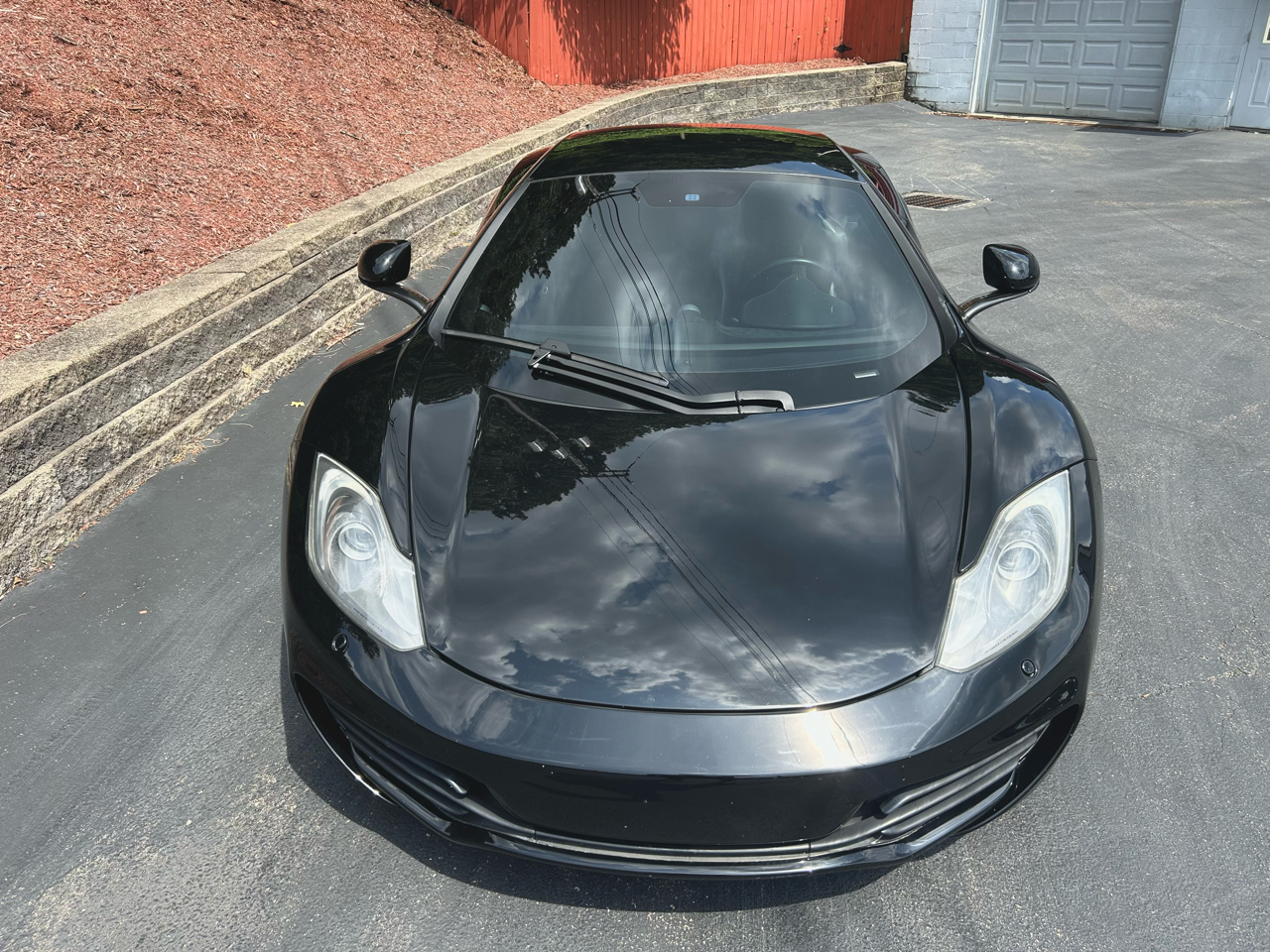 McLaren MP4-12c  2012