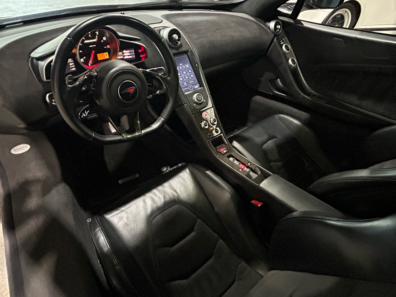 McLaren MP4-12c  2012