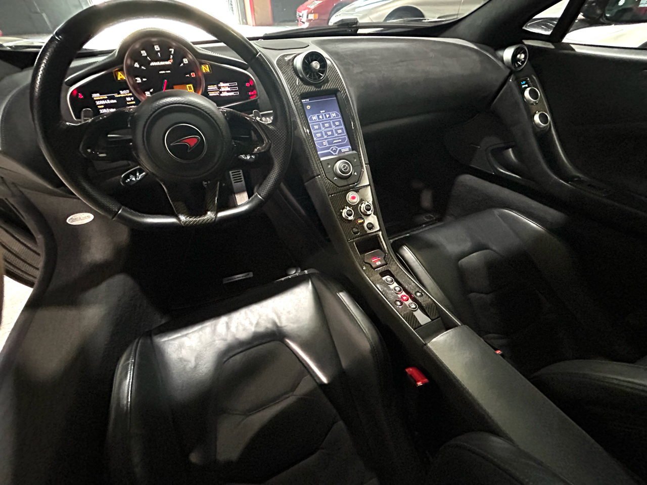 McLaren MP4-12c  2012