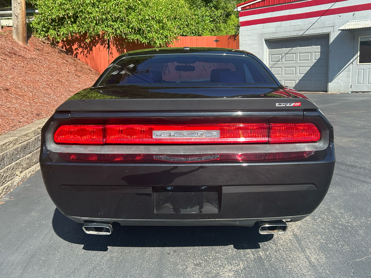 Dodge Challenger 2dr Cpe SRT8 2009