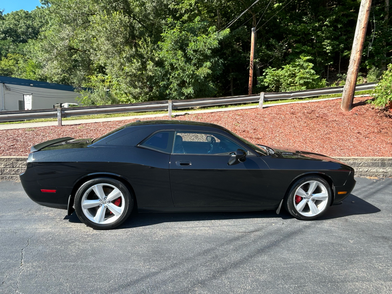 Dodge Challenger 2dr Cpe SRT8 2009