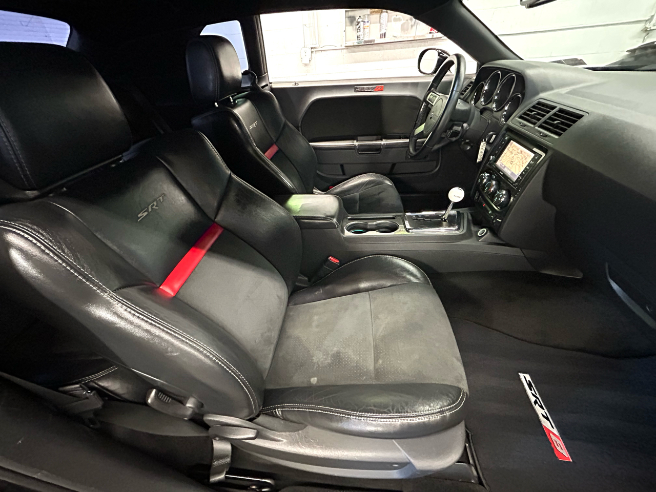 Dodge Challenger 2dr Cpe SRT8 2009