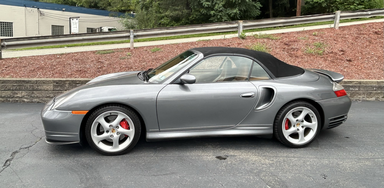 Porsche 911 2dr Cabriolet Turbo Tiptronic 2004
