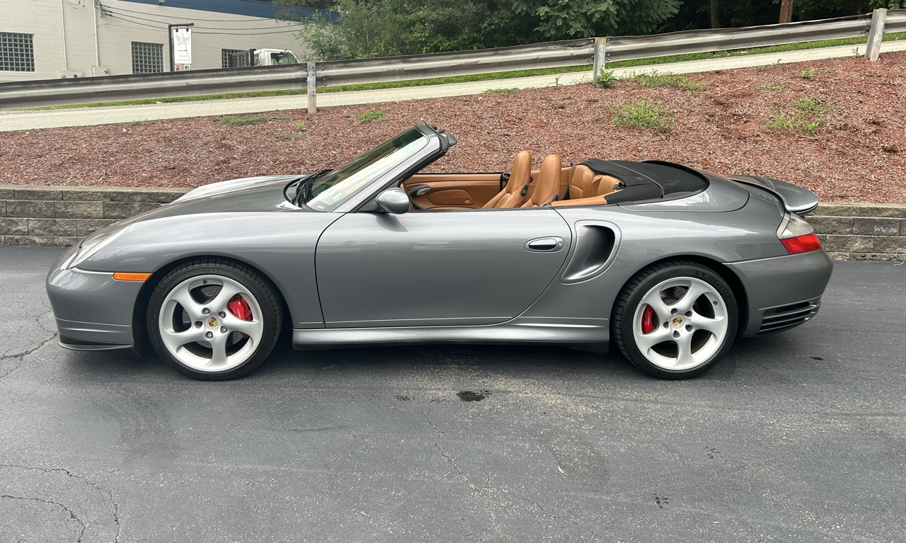Porsche 911 2dr Cabriolet Turbo Tiptronic 2004