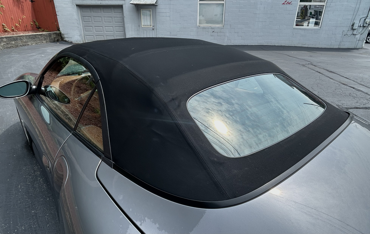 Porsche 911 2dr Cabriolet Turbo Tiptronic 2004