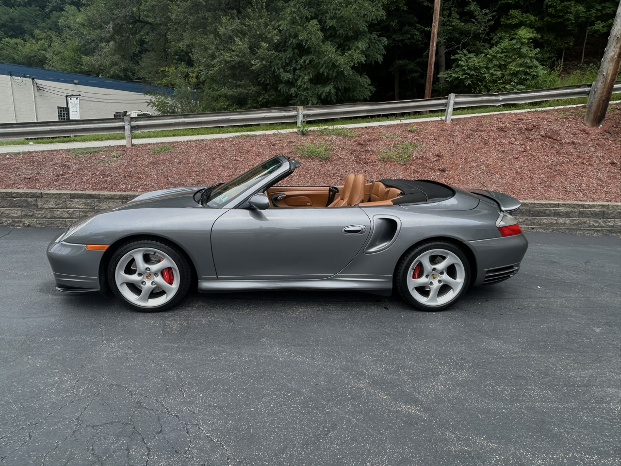 Porsche 911 2dr Cabriolet Turbo Tiptronic 2004