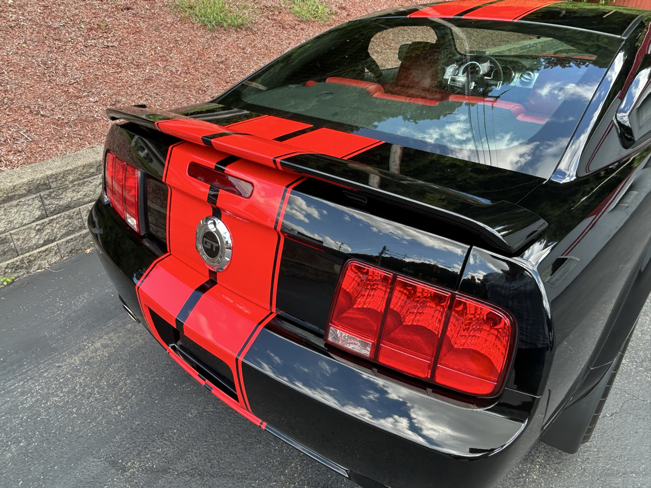 Ford Mustang 2dr Cpe GT Deluxe 2008