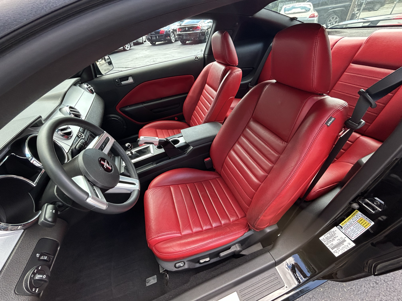Ford Mustang 2dr Cpe GT Deluxe 2008