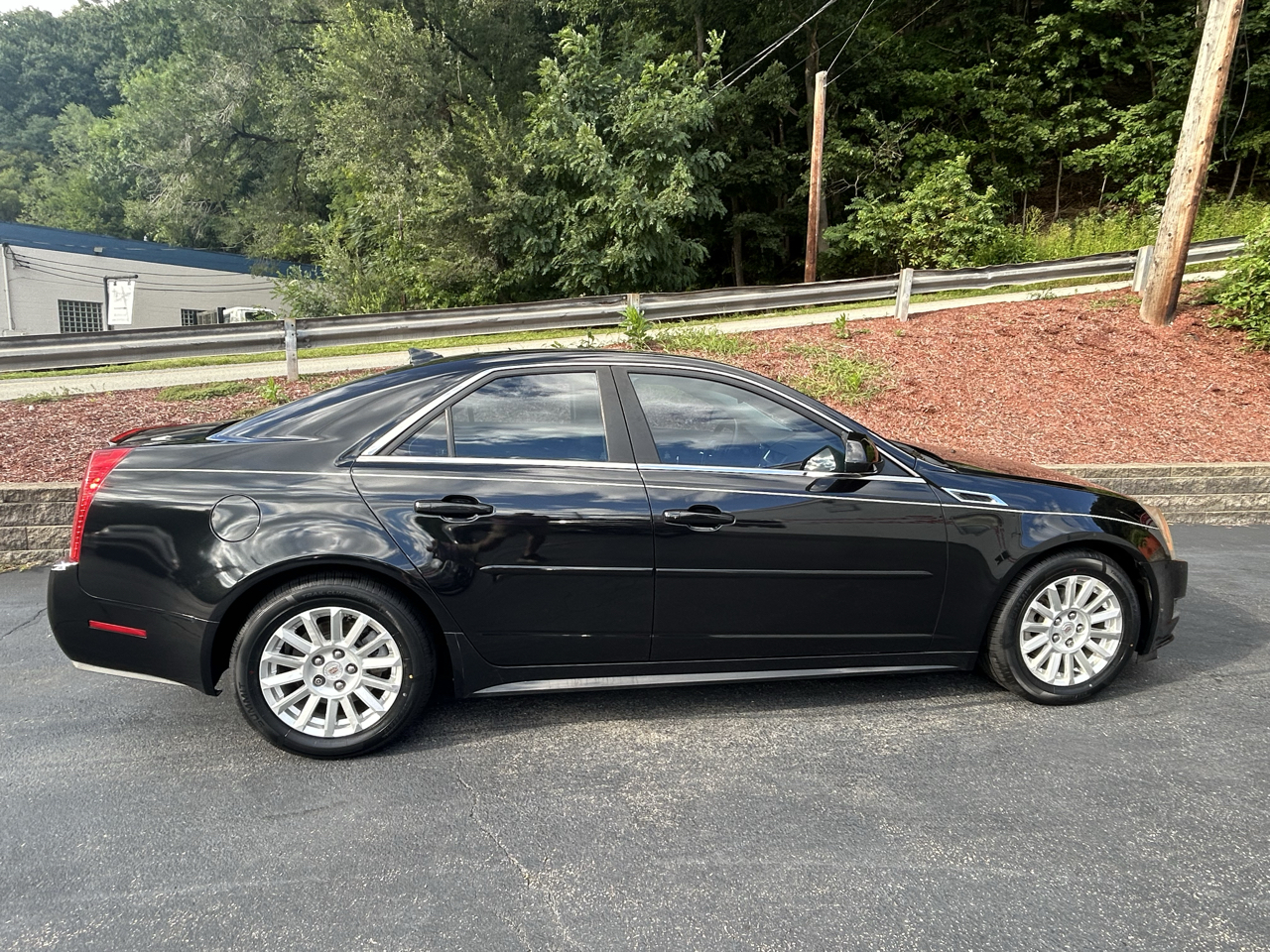 Cadillac CTS Sedan 4dr Sdn 3.0L RWD 2011