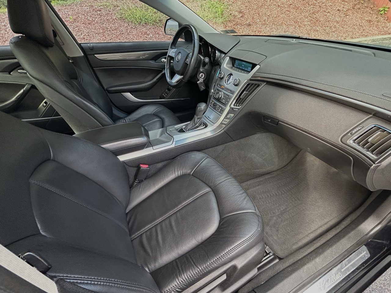 Cadillac CTS Sedan 4dr Sdn 3.0L RWD 2011