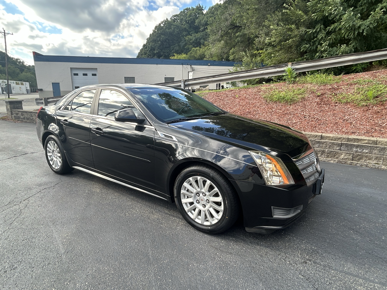Cadillac CTS Sedan 4dr Sdn 3.0L RWD 2011