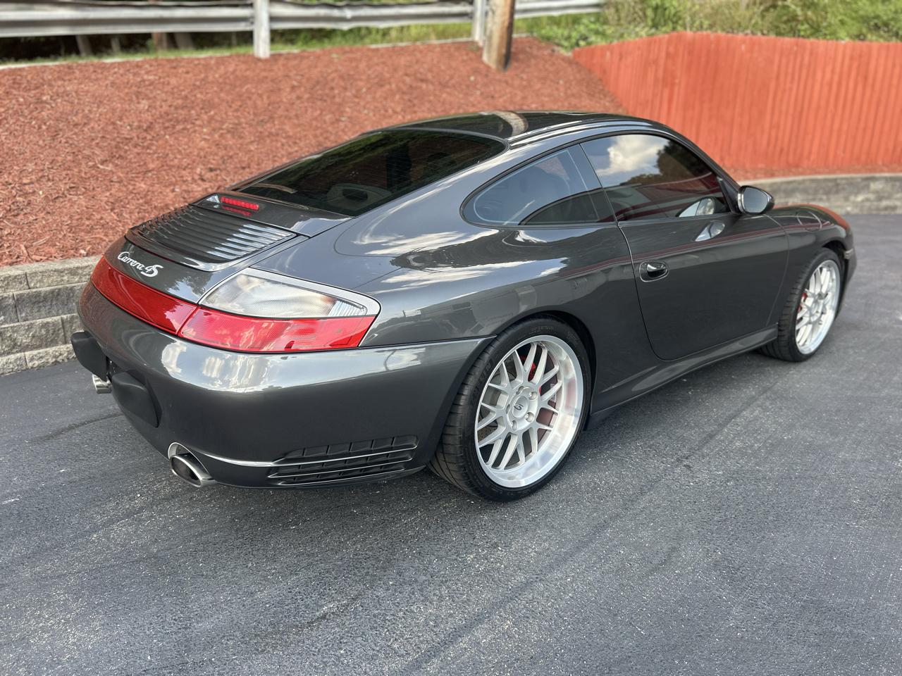 Porsche 911 2dr Cpe Carrera 4S Tiptronic 2004