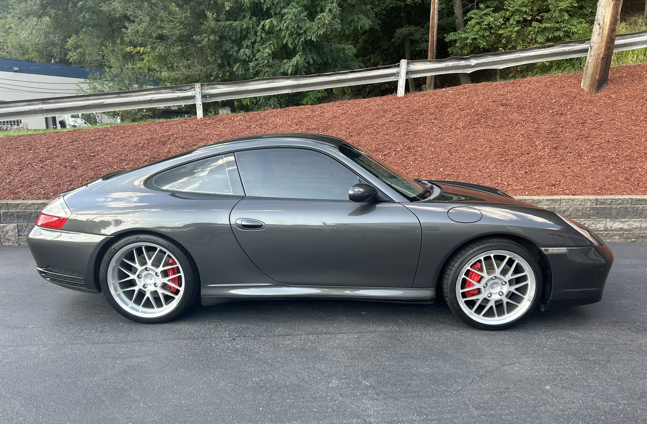 Porsche 911 2dr Cpe Carrera 4S Tiptronic 2004