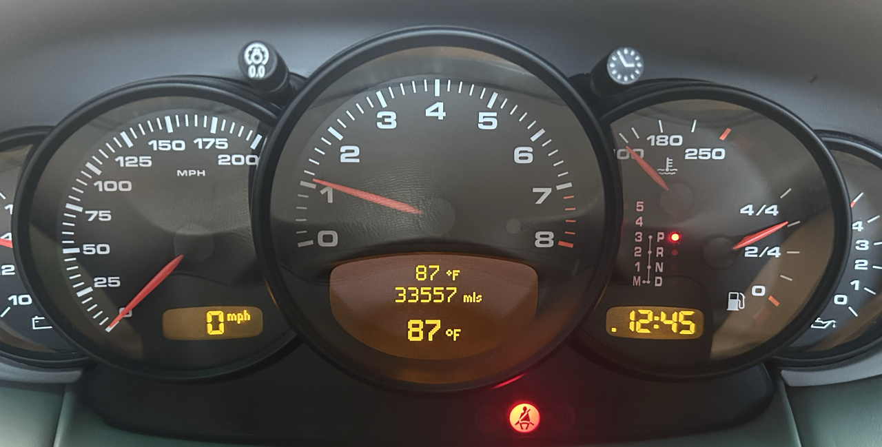 Porsche 911 2dr Cpe Carrera 4S Tiptronic 2004