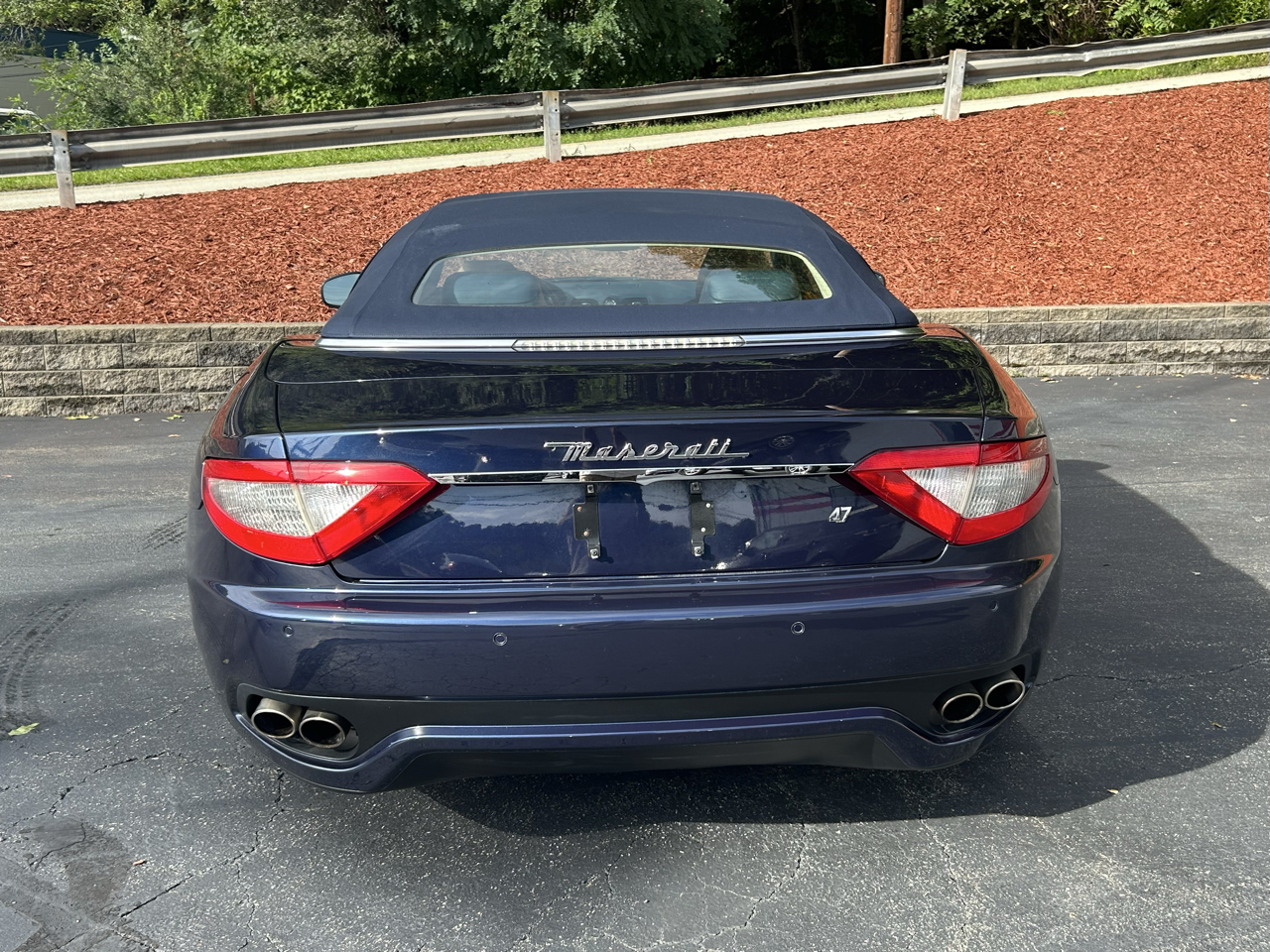 Maserati GranTurismo Convertible 2dr Conv GranTurismo 2011