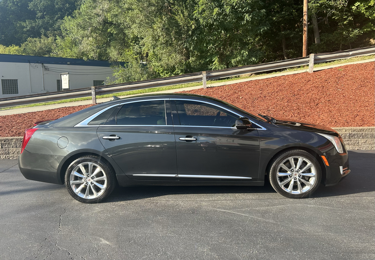 Cadillac XTS 4dr Sdn Luxury FWD 2014