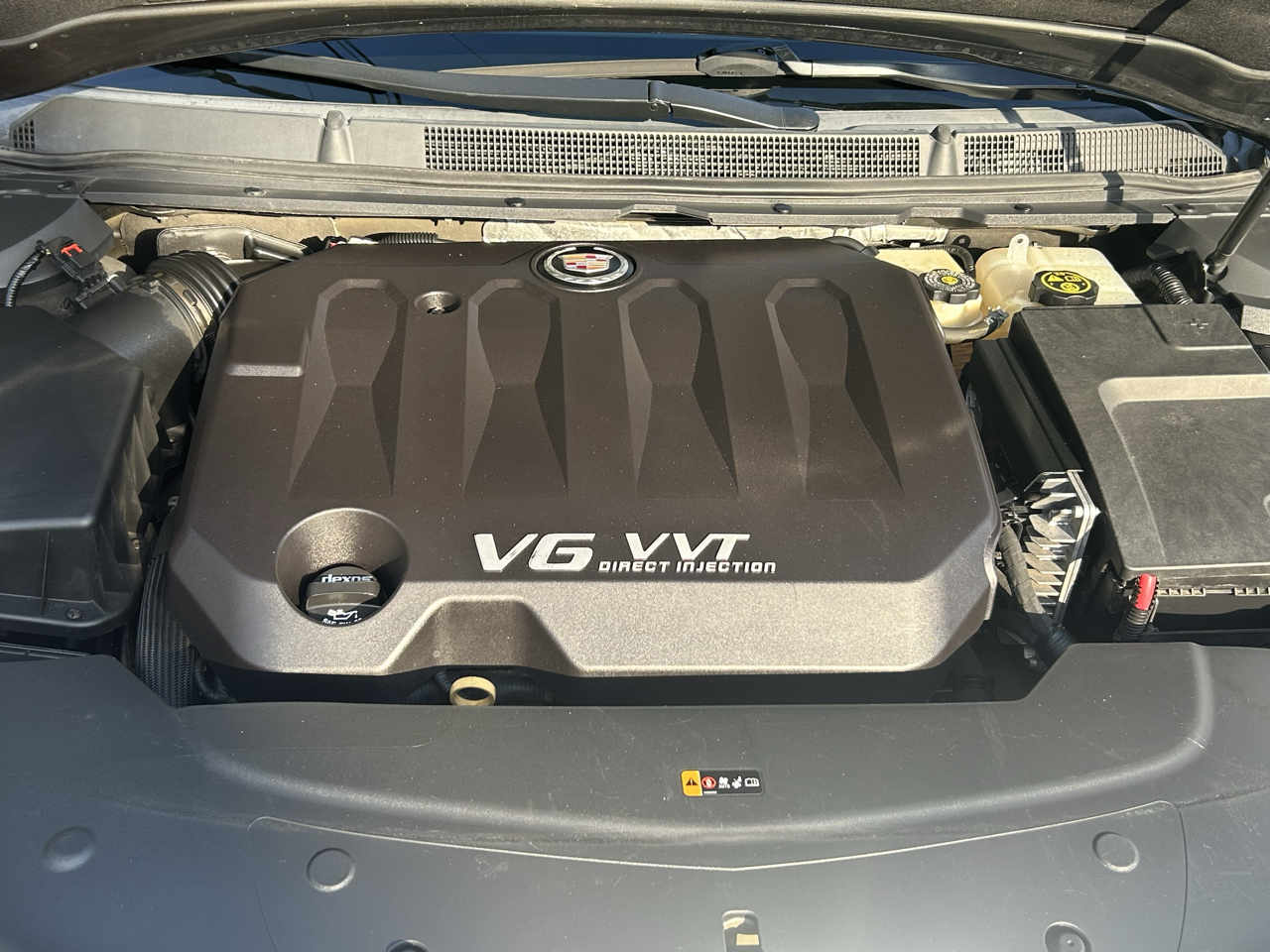 Cadillac XTS 4dr Sdn Luxury FWD 2014