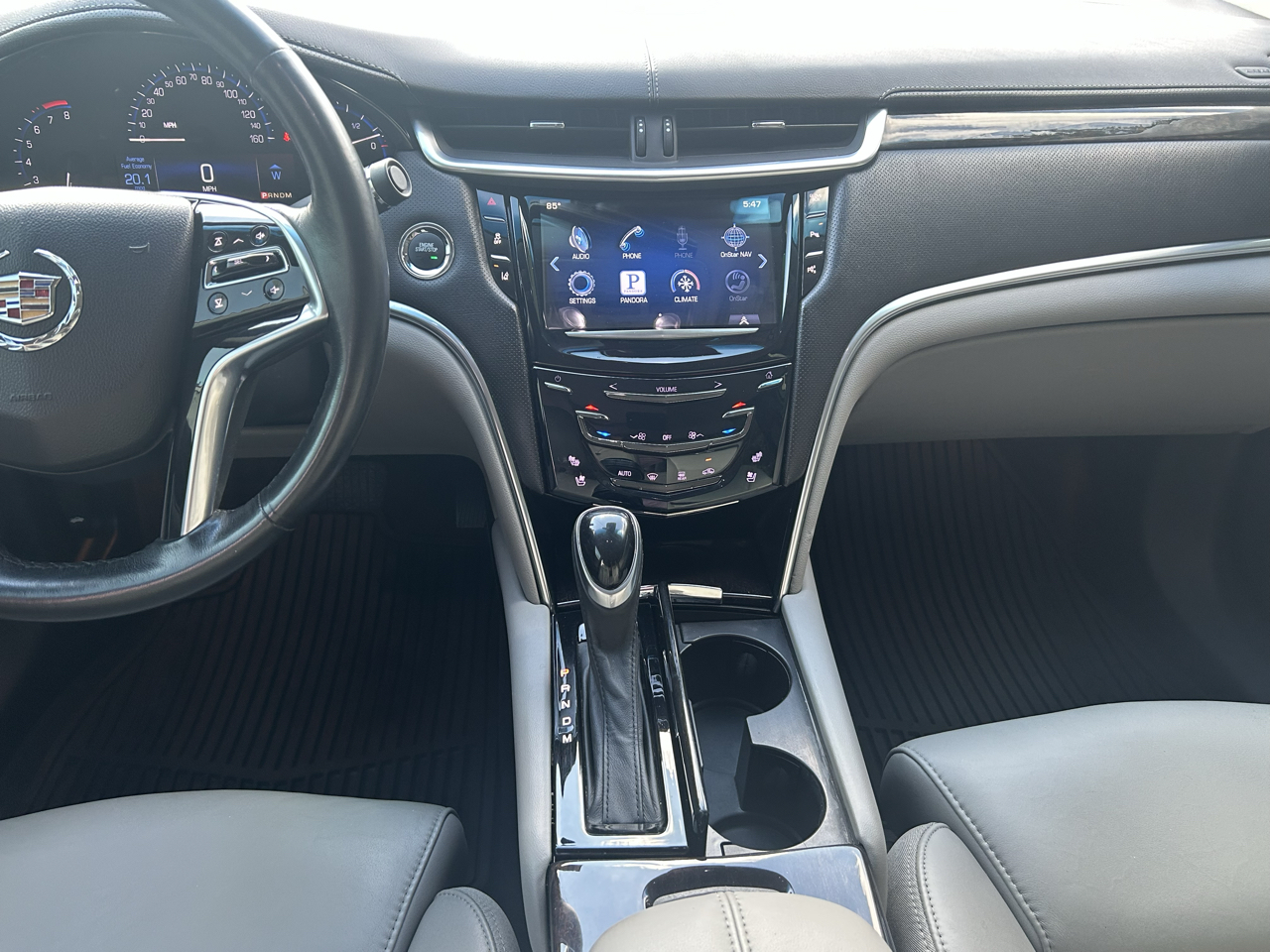 Cadillac XTS 4dr Sdn Luxury FWD 2014