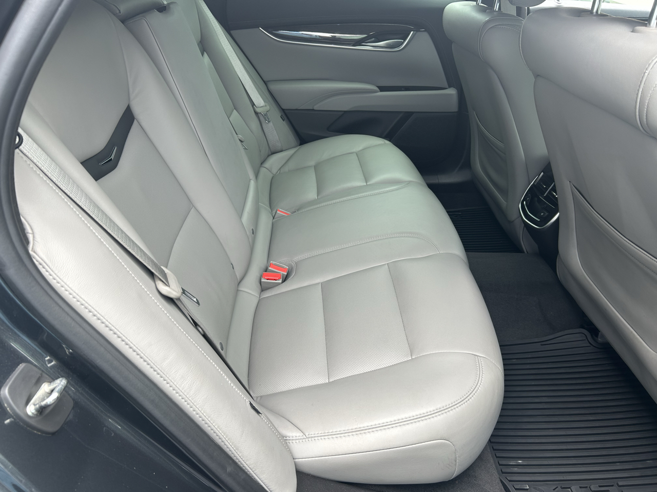 Cadillac XTS 4dr Sdn Luxury FWD 2014