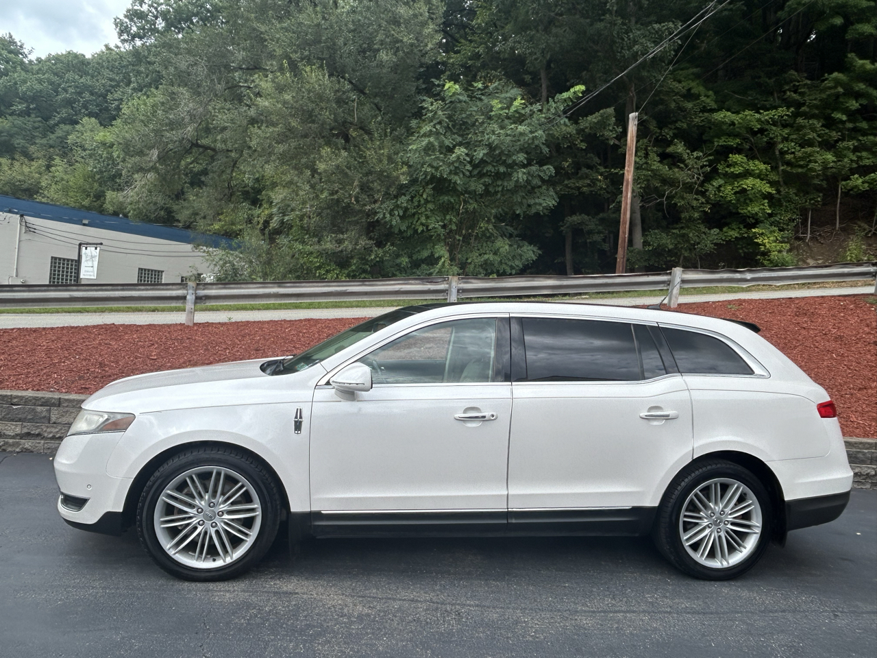 Lincoln MKT 4dr Wgn 3.5L AWD EcoBoost 2014