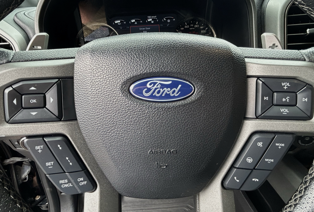 Ford F-150 Raptor 4WD SuperCrew 5.5' Box 2017